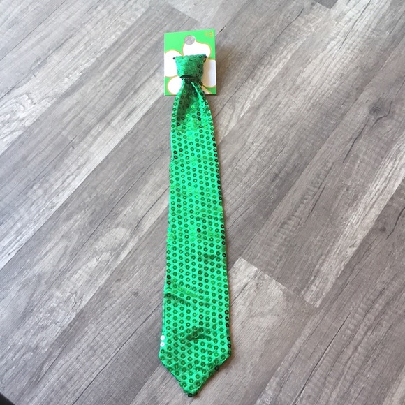 NEW St. Patty’s Day Accessories bundle - Picture 2 of 8